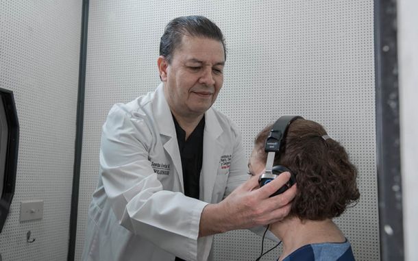 Dr. Jesús Avelar | Estudios Auditivos | Audiometría en Mexicali